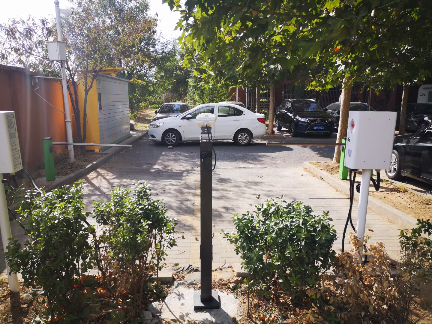 充電樁車位智能化管理-汽車充電樁_充電樁生產(chǎn)_充電樁廠家_深圳耀萊充新能源科技有限公司